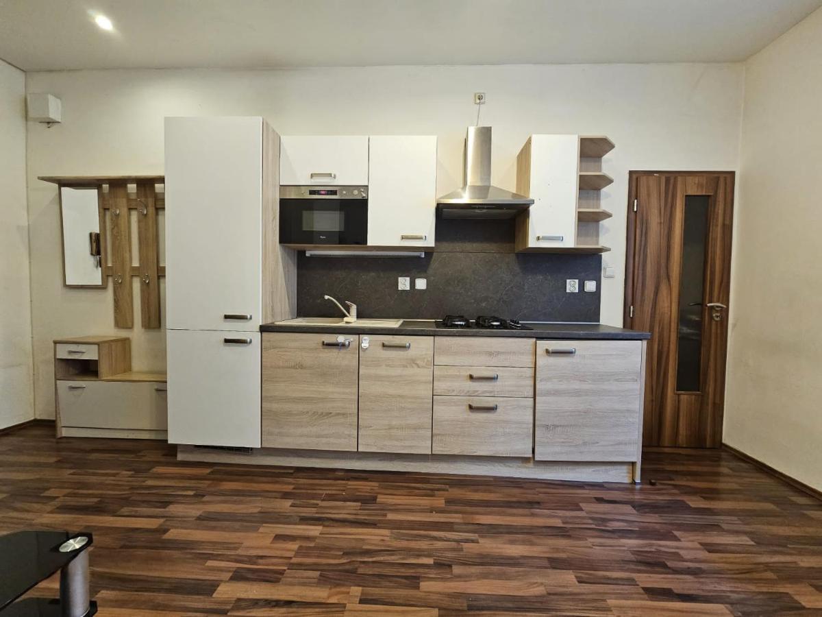 Cozy Homestay At Andel Prag Dış mekan fotoğraf