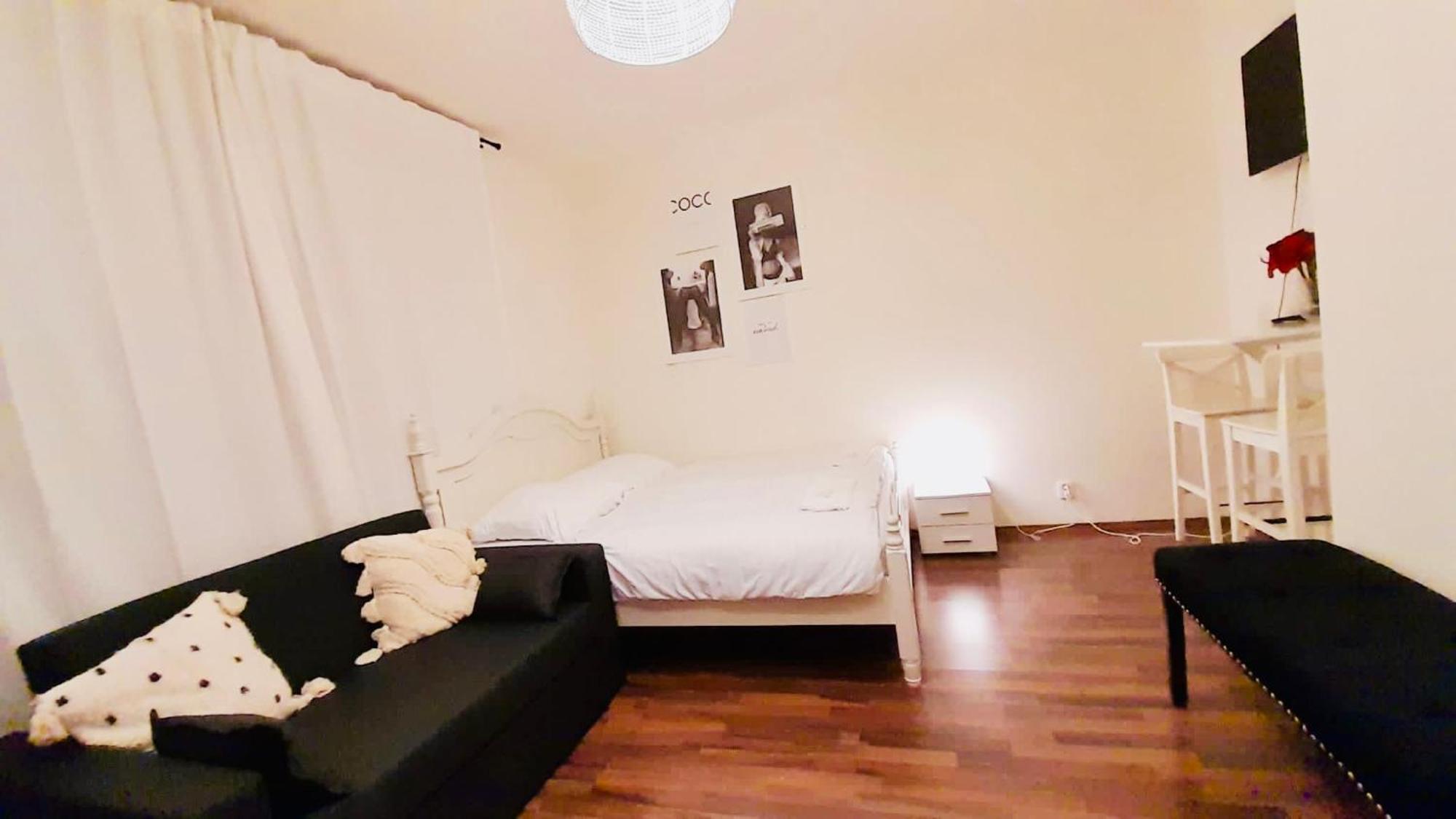 Cozy Homestay At Andel Prag Dış mekan fotoğraf